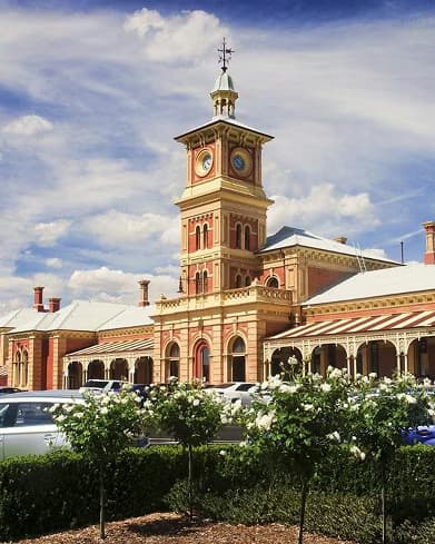 Historic clock tower building in Albury's town centre